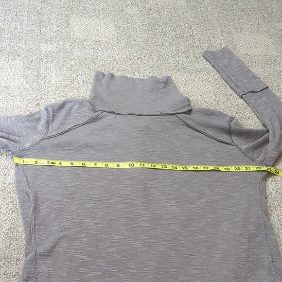 We the Free Women's Taupe Beige Split Back Cowl Neck Long Sleeve Size Medium - Picture 3 of 8